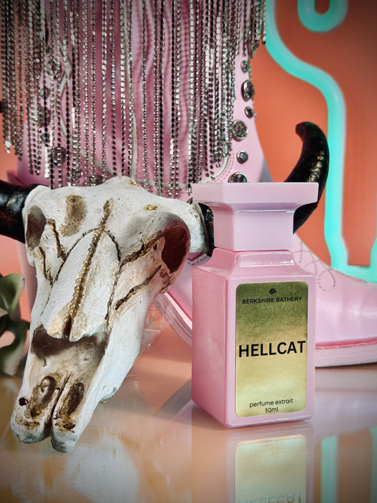 HELLCAT | Milky Smoked Vanilla - 50ml Perfume Extrait