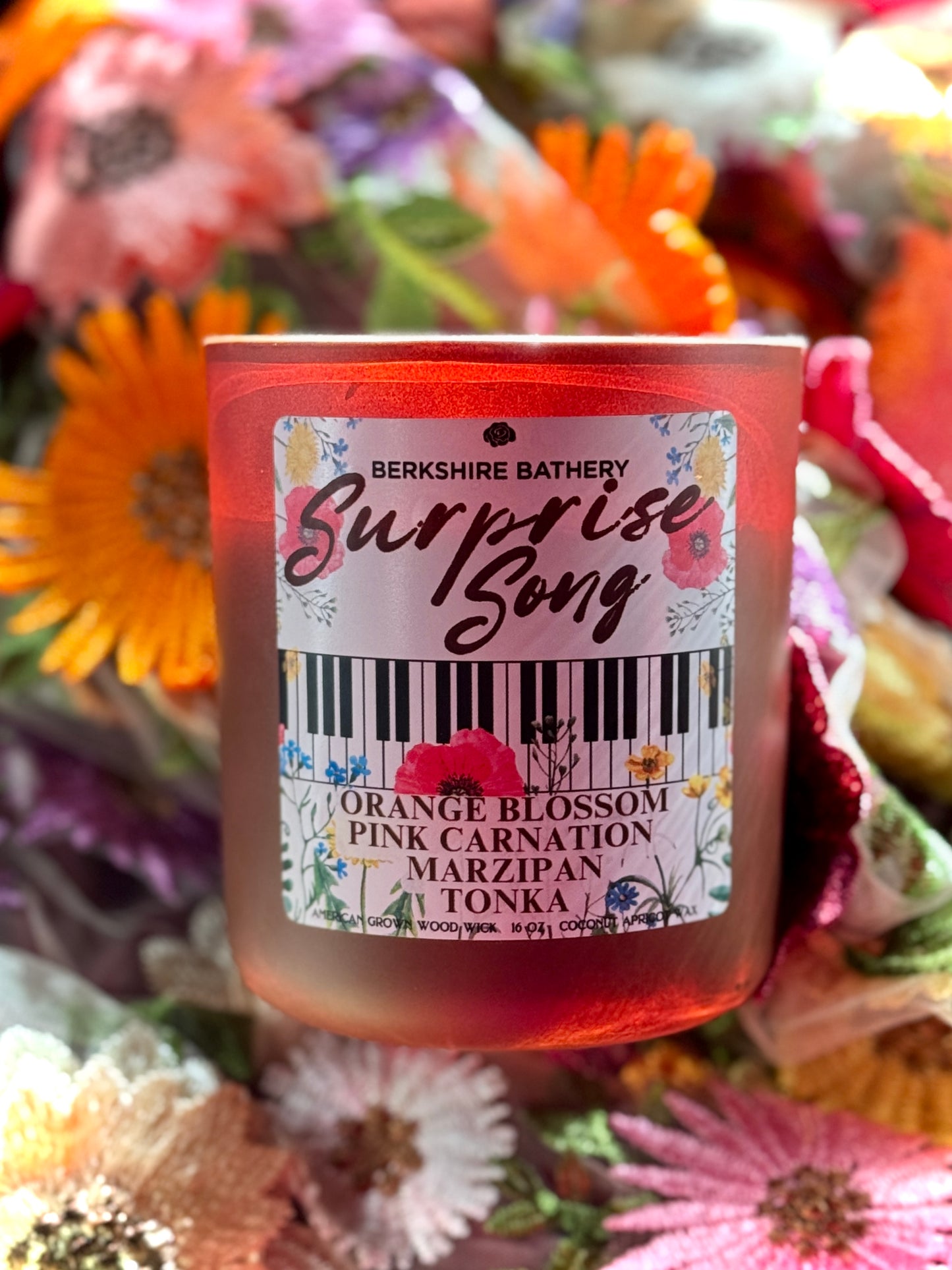 Taylor Swift eras tour surprise song piano candle wood wick Taylor Swift candle eras tour candle surprise song flower piano candle