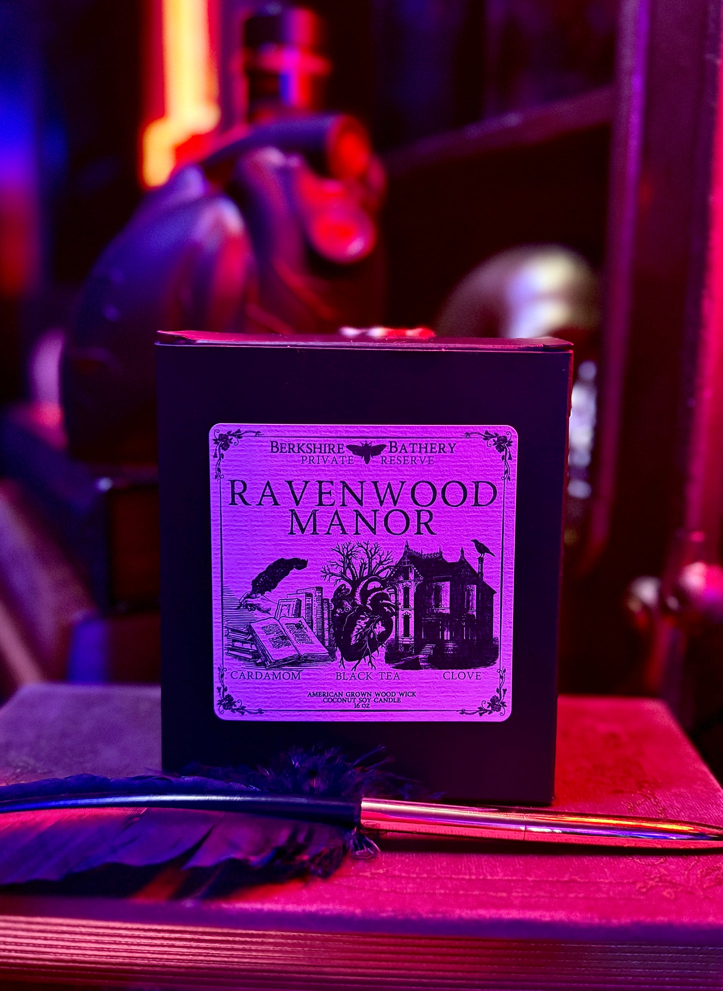 RAVENWOOD MANOR | Spiced Gourmand - 16oz Wood Wick Candle