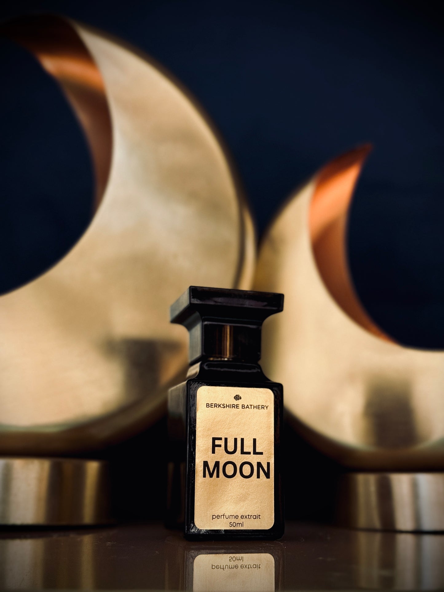 FULL MOON | Milky + Floral - 50ml Cologne Extrait