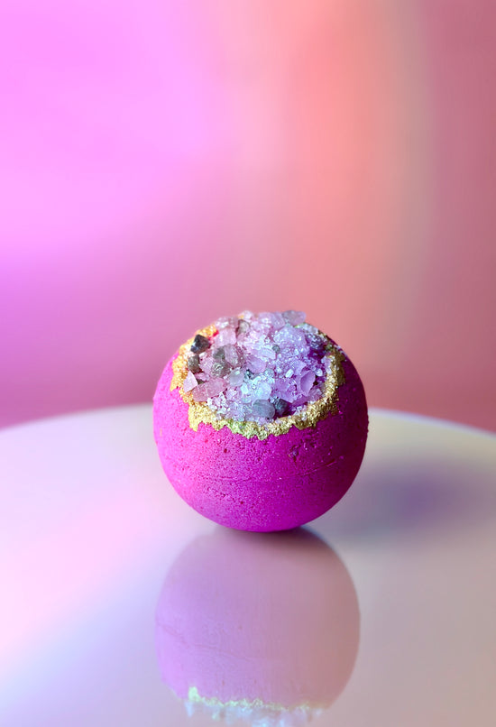 Load image into Gallery viewer, POOL PARTY | 14oz JUMBO Hot Pink Geode Bath Bomb
