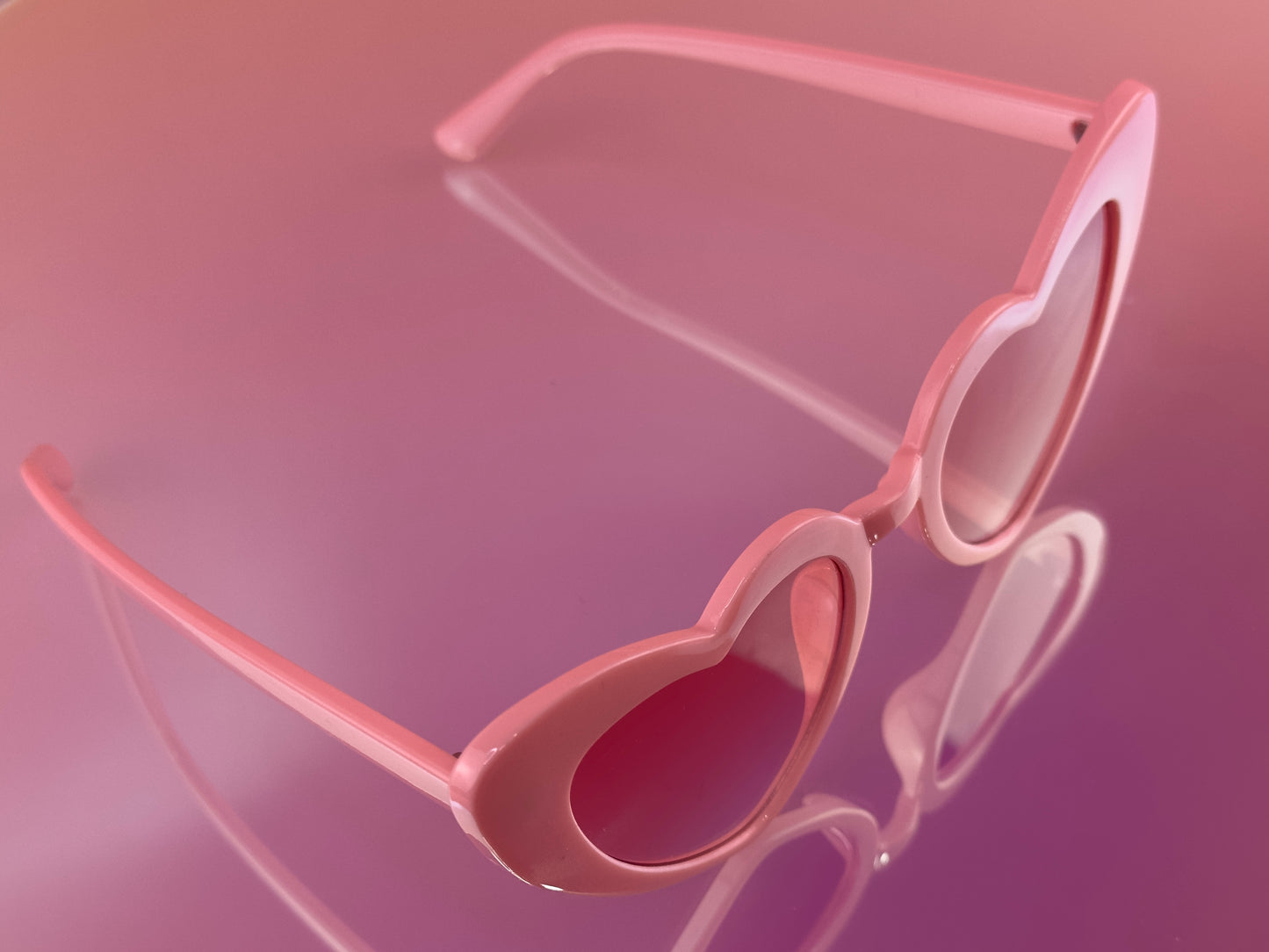 Load image into Gallery viewer, TRIXIE DOLLHOUSE - Pink Vintage Heart-Shaped Sunglasses + Pink Lenses
