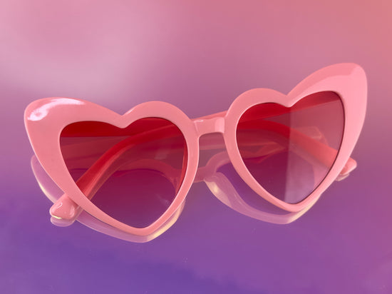 TRIXIE DOLLHOUSE - Pink Vintage Heart-Shaped Sunglasses + Pink Lenses