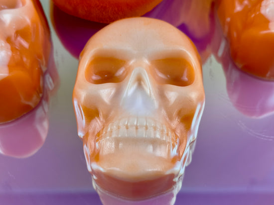 HOPPY HALLOWEEN | XXL Skull Shaped Pumpkin Cream Beer Scented Bar Soap