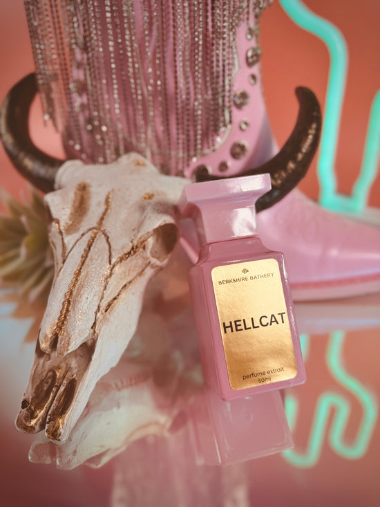 HELLCAT | Milky Smoked Vanilla - 5ml Perfume Extrait Sample