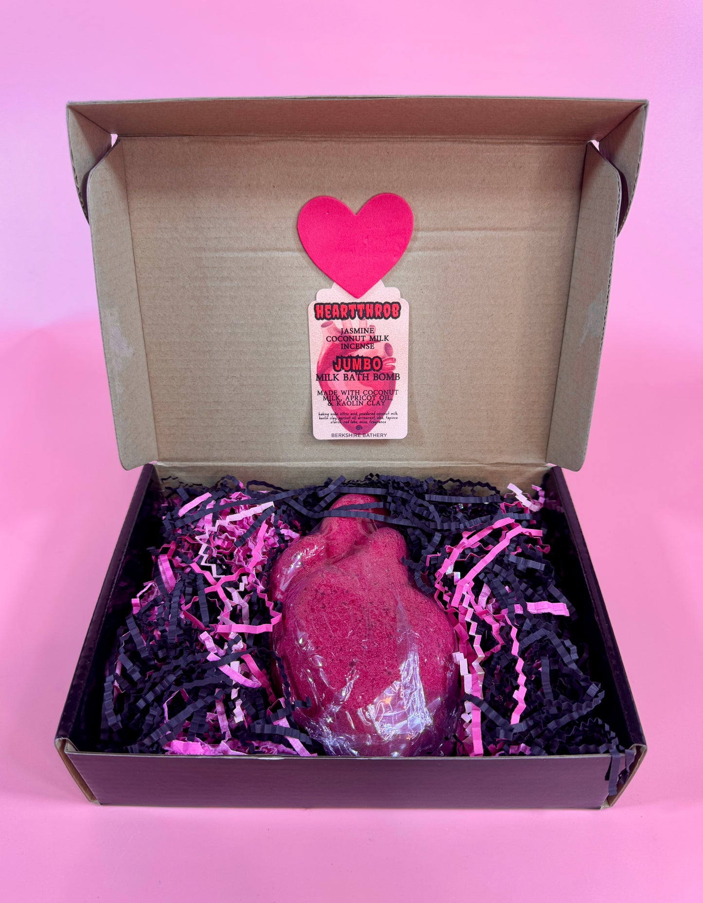 HEART THROB | JUMBO "Bleeding" Anatomical Heart Bath Bomb