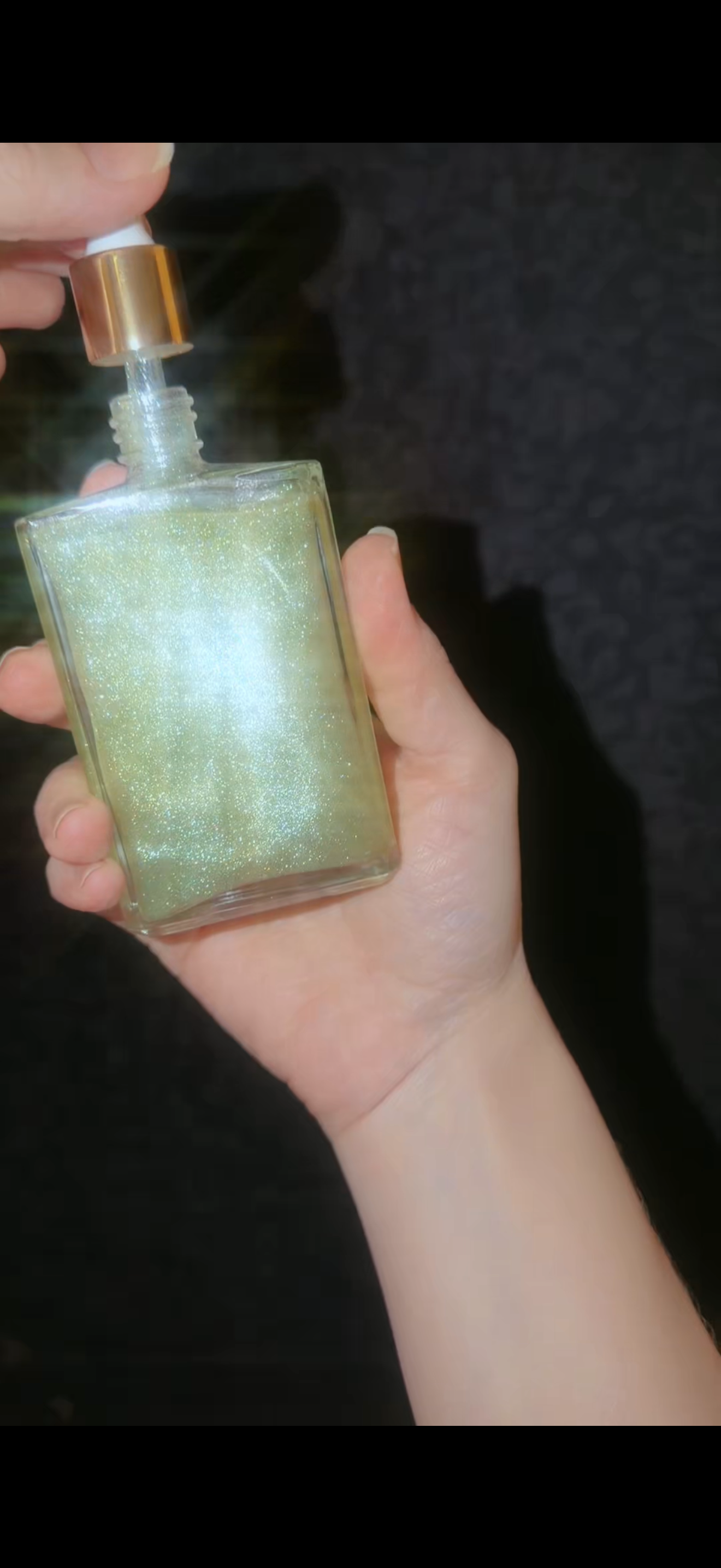 METEORITE | Skin Blurring Shimmering Body Oil 3.40oz